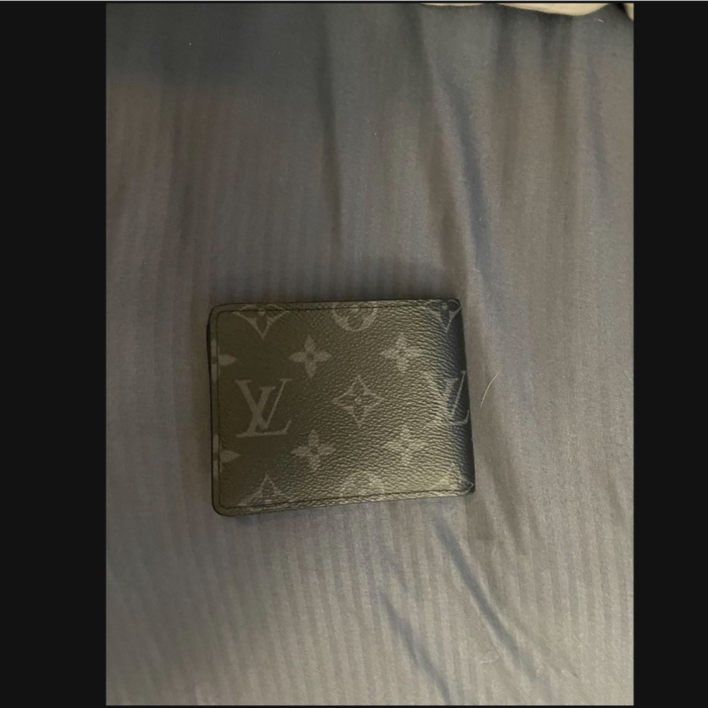 Louis Vuitton Black Wallet (multiple)